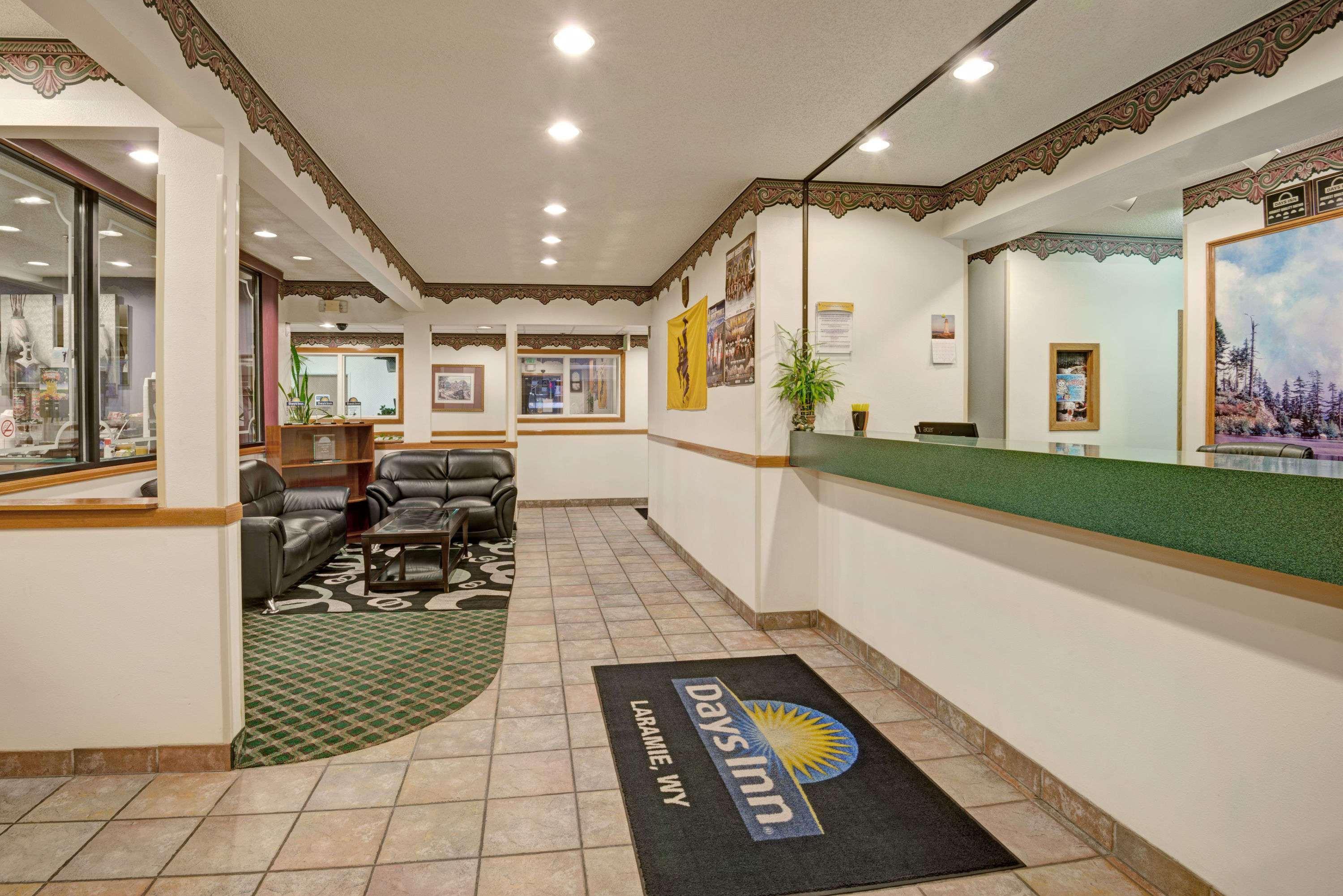 Days Inn By Wyndham Laramie Ngoại thất bức ảnh